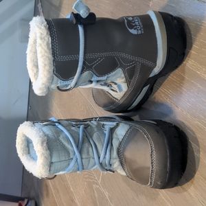Sorel snow boots